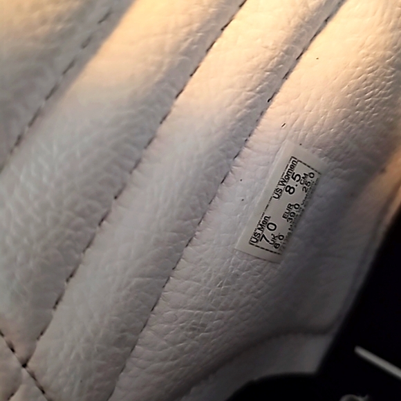 Vans Sk8-Hi Disney Nightmare Before Christmas Limited Edition Hard to Find - Picture 11 of 16